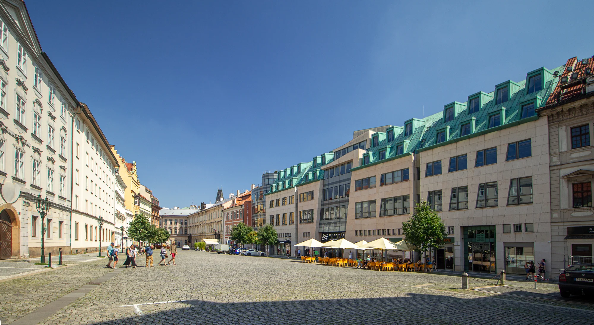 Případová studie: Garantovaný firemní internet v historickém centru Prahy 1 — když optika musí jít tam, kde normálně nejde